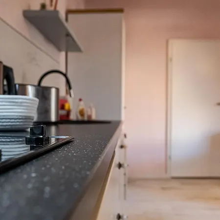 Apartment Flamingo Center