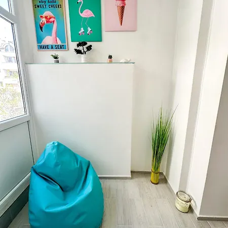 Flamingo Center Apartment