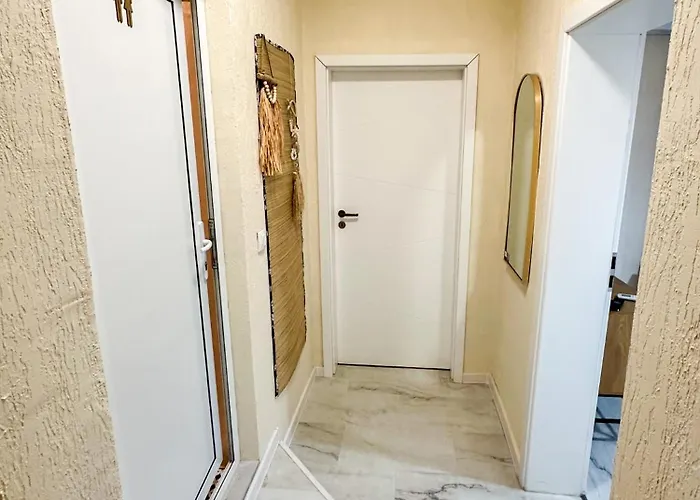 Apartment Flamingo Center *